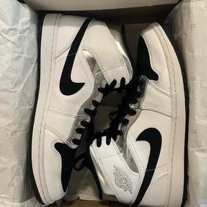 Jordan’s Oreo With Metallic